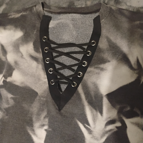 F21 Unique Tye Dye Lace Sweatshirt in Grey & Black, Sz XL - Picture 5 of 10
